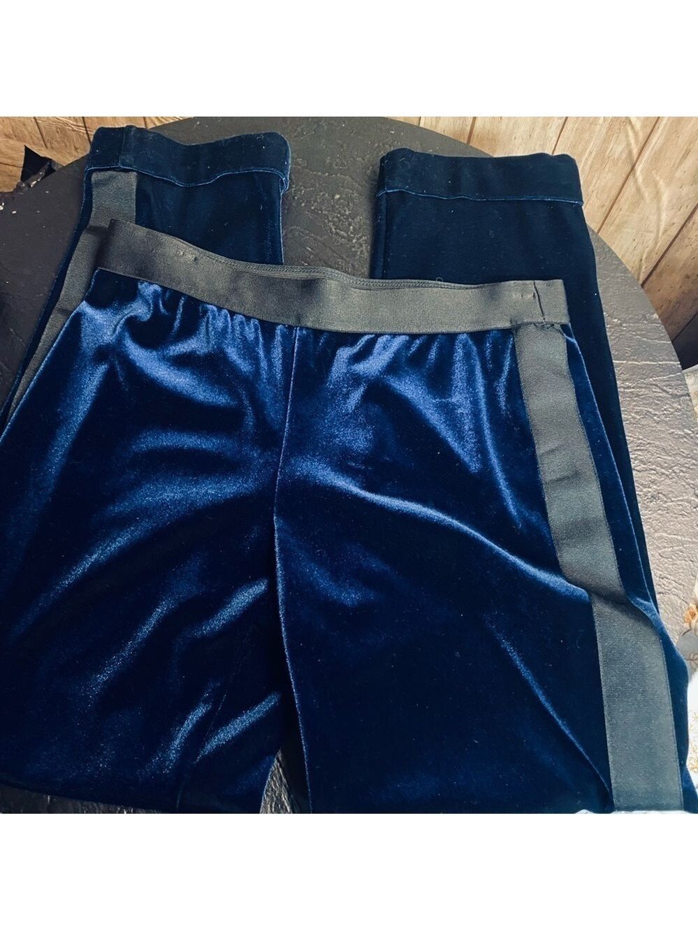 Bailey 44 blue velvet pants